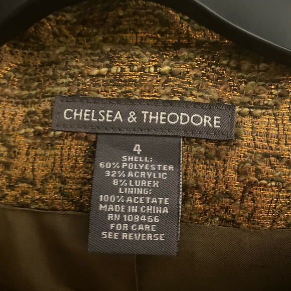 Knee length short sleeve boxy jacket - Picture 3 of 3